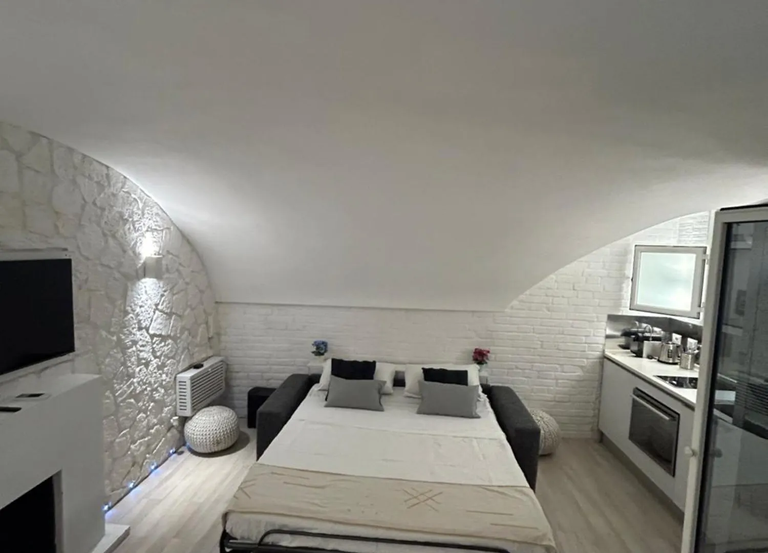 Apartment Little Suite Sant Angelo Rome Italy